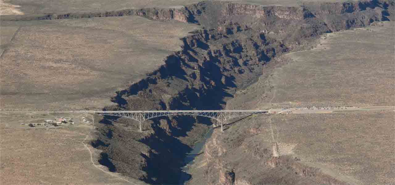 highroadtotaosriograndegorgebridge1